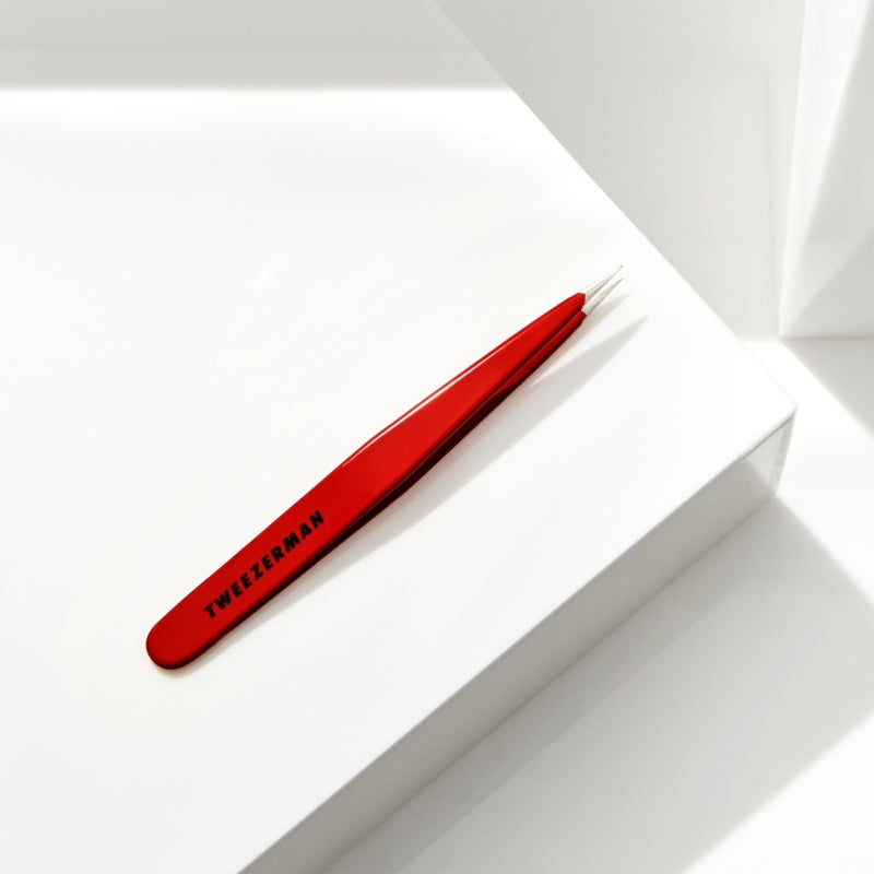 Τσιμπιδάκι Φρυδιών Κόκκινο Tweezerman 1241-RR