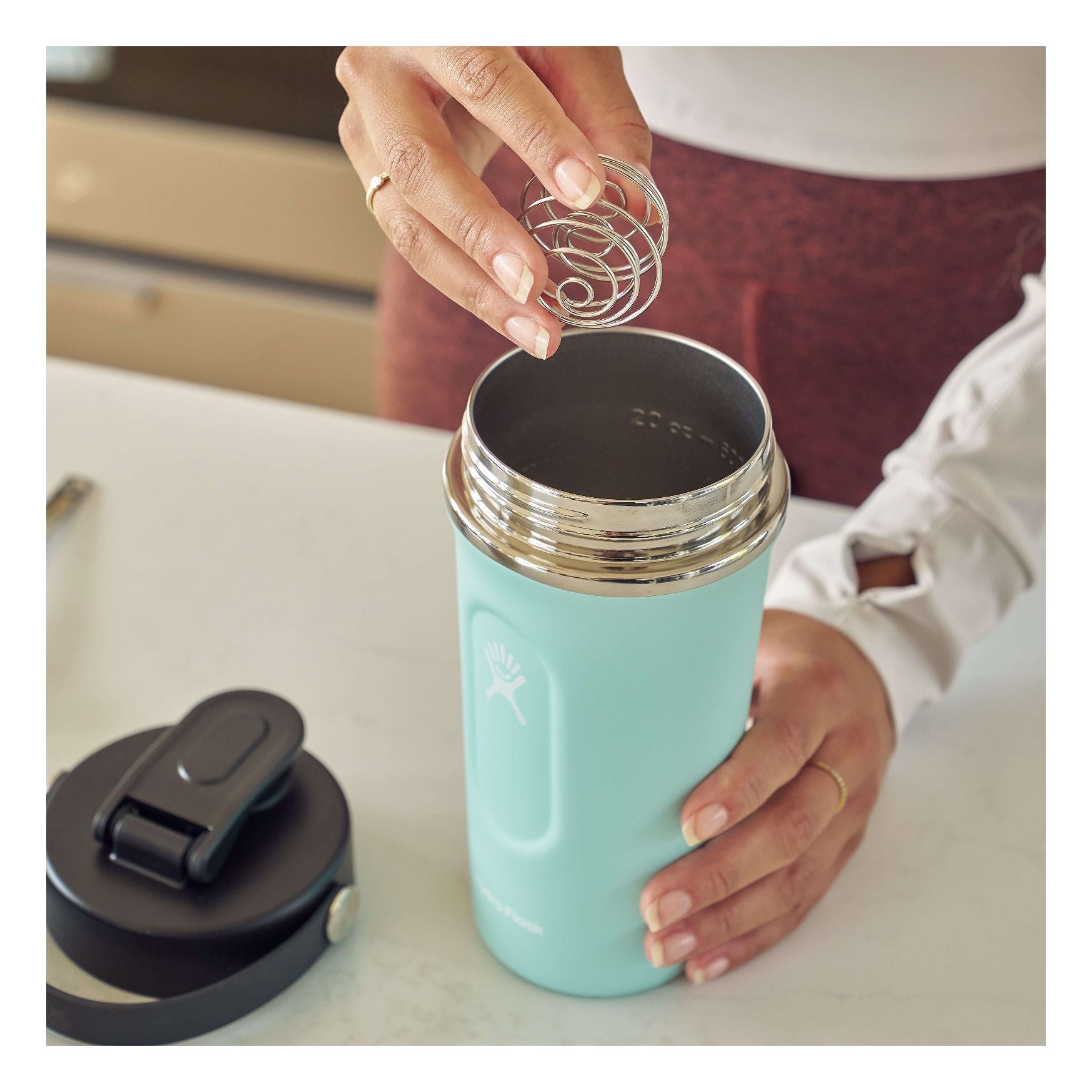 Hydro Flask Σέικερ Μονωμένος Wide Mouth 710 ml - Μπλε (MXB24464)