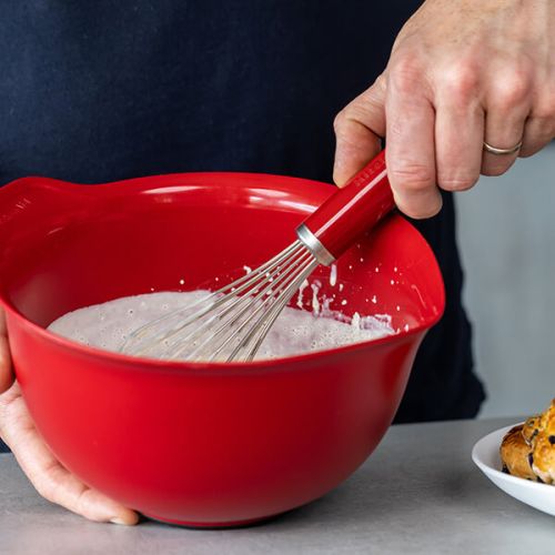 KitchenAid  Σετ ψησίματος 2 τμχ με σπάτουλα σιλικόνης & ανοξείδωτο αναδευτήρα - Κόκκινο