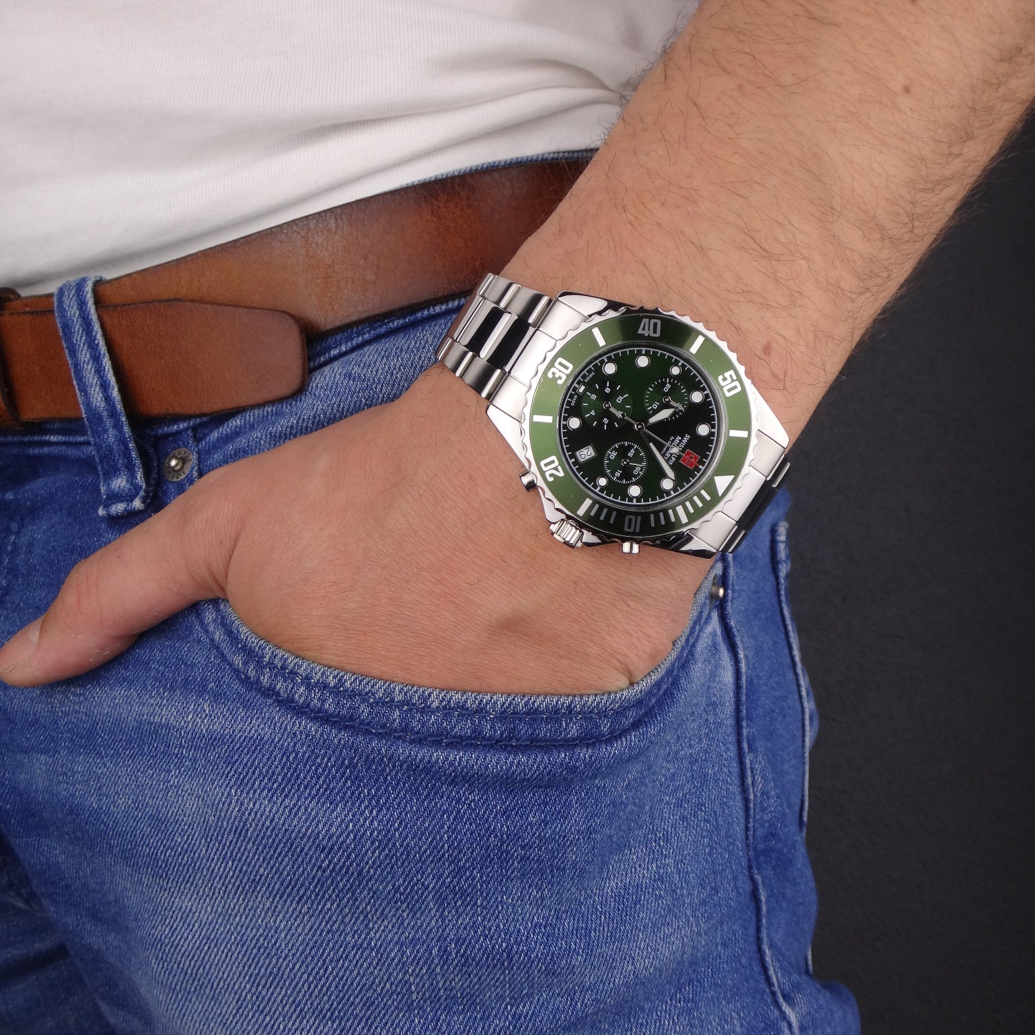 Ρολόι Swiss Alpine Military Master Diver Chrono SAM7053.9133 Quartz - Ανδρικό 43mm